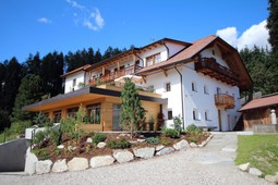 B&B + Apartments Im Winkl