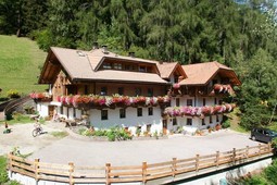 B&B + Ferienwohnungen auf dem Bauernhof Leithäusl