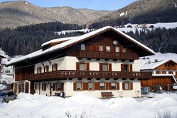 Ferienwohnungen auf dem Bauernhof Marenklhof