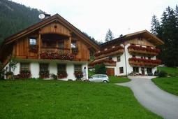Farmhouse apartments La Flù