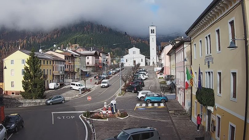 Webcam sulla Piazza di Foza sull'Altopiano di Asiago