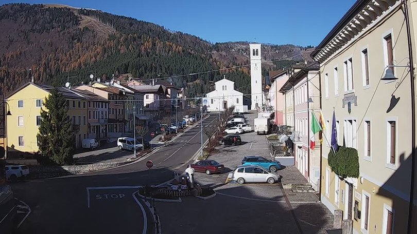 Webcam auf die Piazza di Foza auf der Hochebene von Asiago