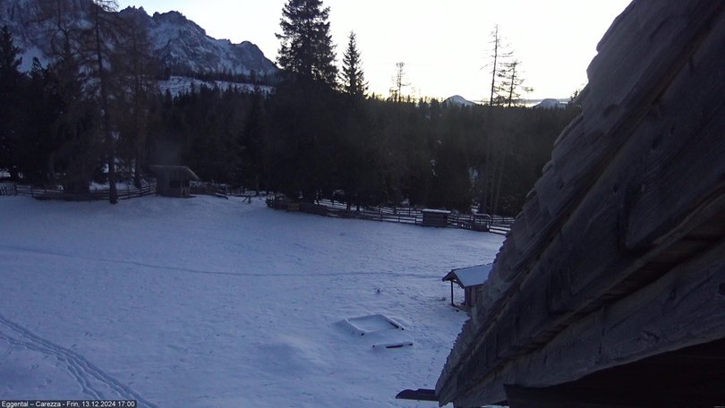 Webcam towards the Catinaccio / Rosengarten and the Latemar Groups