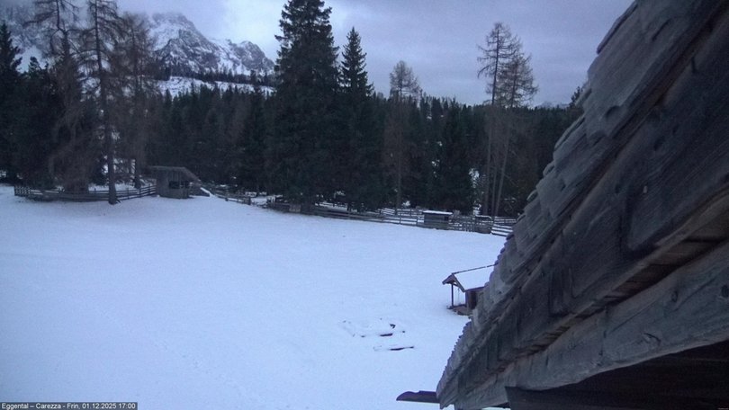 Webcam towards the Catinaccio / Rosengarten and the Latemar Groups