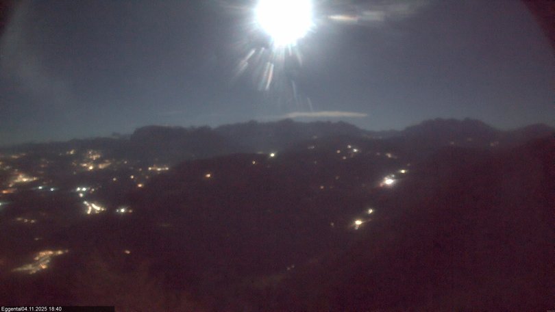 Blick auf das Eggental mit Rosengarten und Latemar