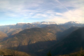 Vista sulla Val d’Ega con Catinaccio e Latemar