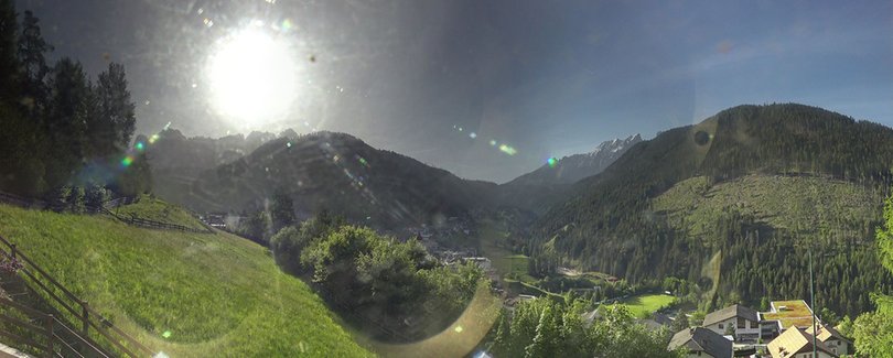 Webcam mit Blick auf das Dorf Welschnofen im Eggental