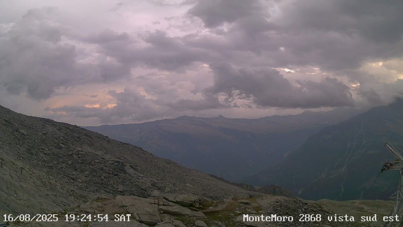 Webcam da Passo del Turlo verso Val Quarazza