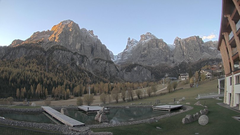 Webcam from Colfosco towards the Sella group