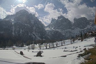 Webcam from Colfosco towards the Sella group