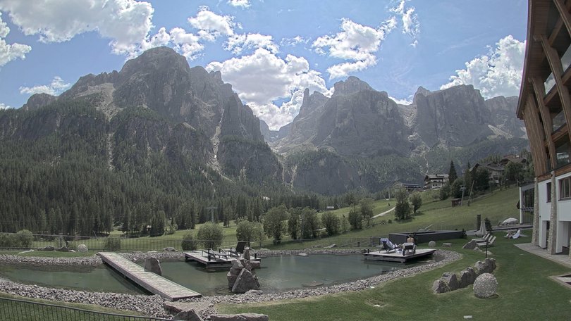 Webcam from Colfosco towards the Sella group