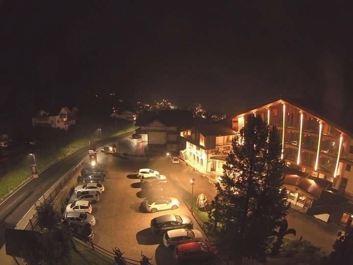 Webcam from Colfosco towards the Sassongher