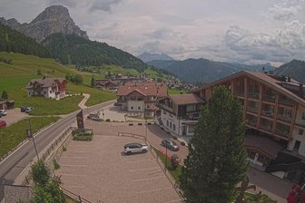 Webcam from Colfosco towards the Sassongher