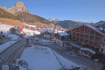 Webcam from Colfosco towards the Sassongher