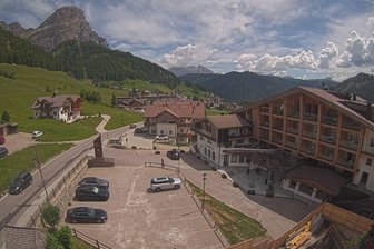 Webcam from Colfosco towards the Sassongher