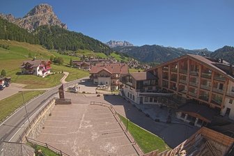 Webcam from Colfosco towards the Sassongher