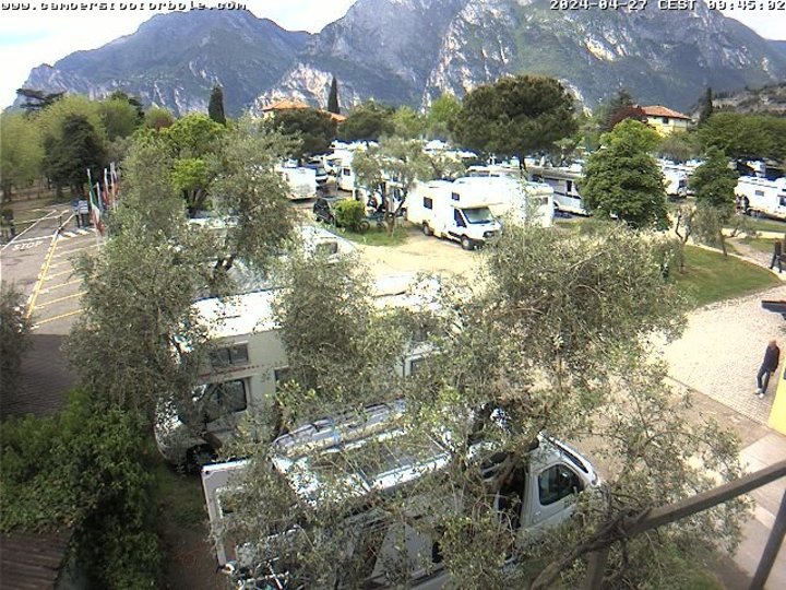 Webcam del CamperStopTorbole verso il Monte Brione