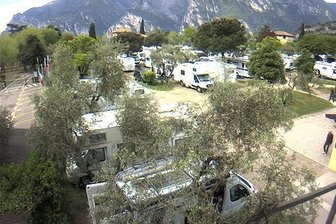 Webcam del CamperStopTorbole verso il Monte Brione