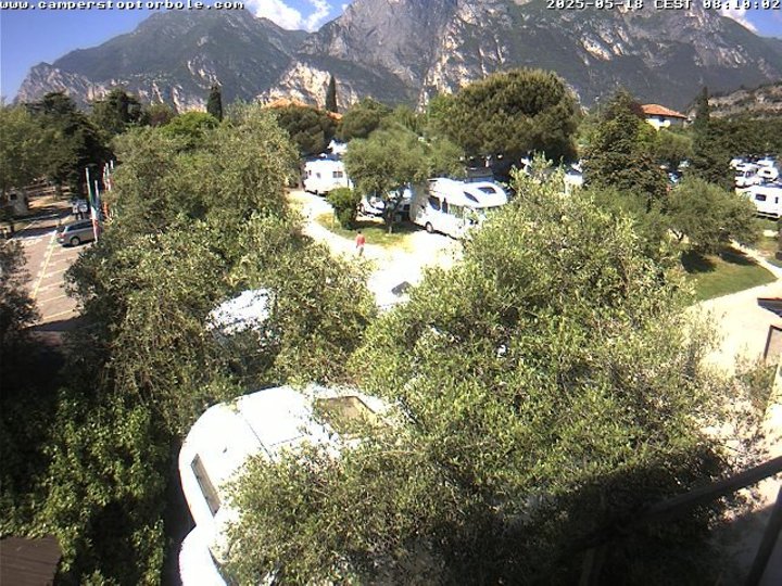 Webcam del CamperStopTorbole verso il Monte Brione