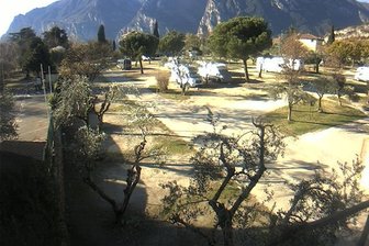 Webcam des CamperStopTorbole in Richtung Monte Brione