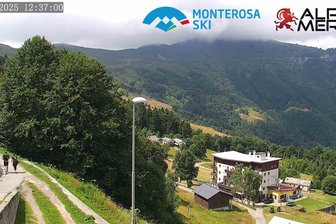 Webcam auf Mera und die Berghütte Camparient