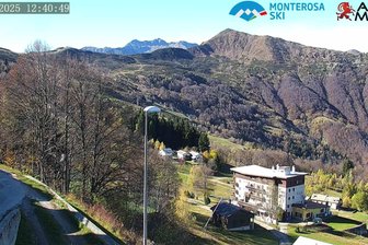 Webcam auf Mera und die Berghütte Camparient