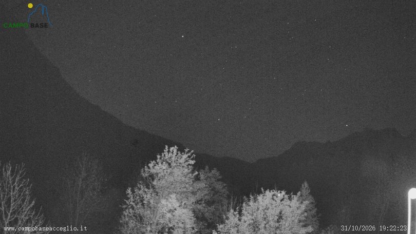 Webcam in Valle Maira verso Colle Ciarbonet e Auto Vallonasso