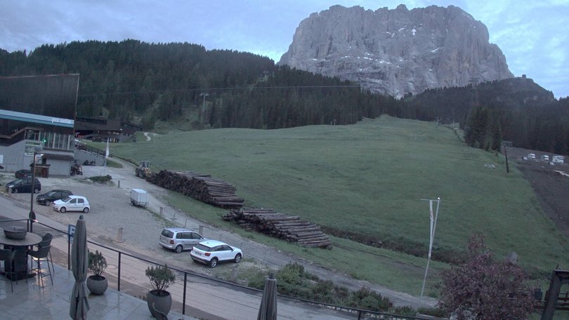 Webcam from Plan de Gralba towards the Sassolungo