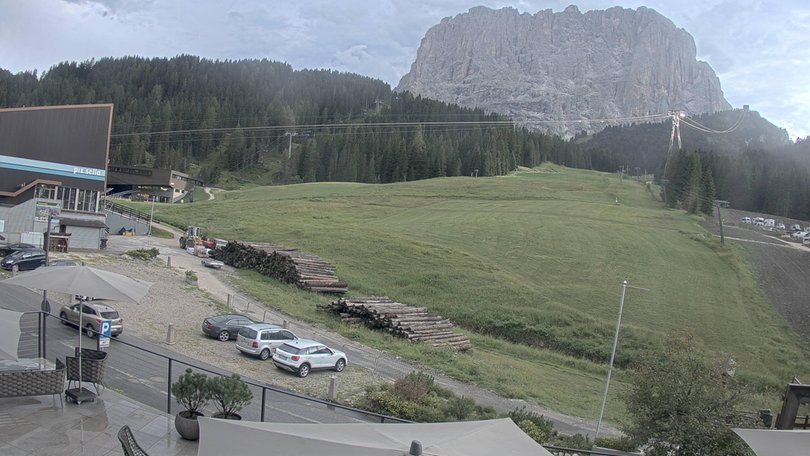 Webcam da Plan de Gralba verso il Sassolungo
