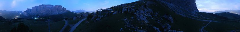Webcam from the Gran Paradiso overlooking the Sella Massif