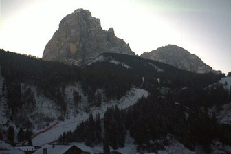 Webcam on the Saslong slope and the Sassolungo / Langkofel