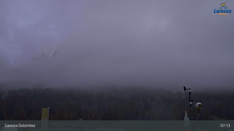 Webcam towards the Latemar and the Rosengarten mountain groups