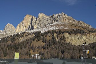 Webcam towards the Latemar and the Rosengarten mountain groups