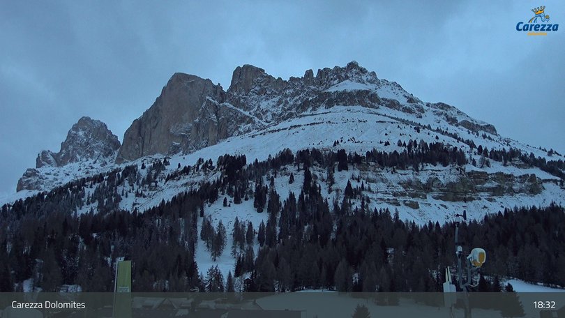 Webcam in Richtung Latemar und Rosengartengruppe