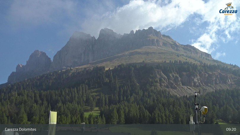 Webcam in Richtung Latemar und Rosengartengruppe