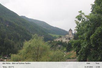 Webcam on the Taufers Castle and the Ahrntal