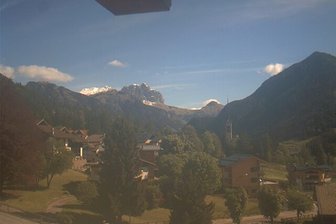 Webcam towards Vigo di Fassa and the Sassolungo