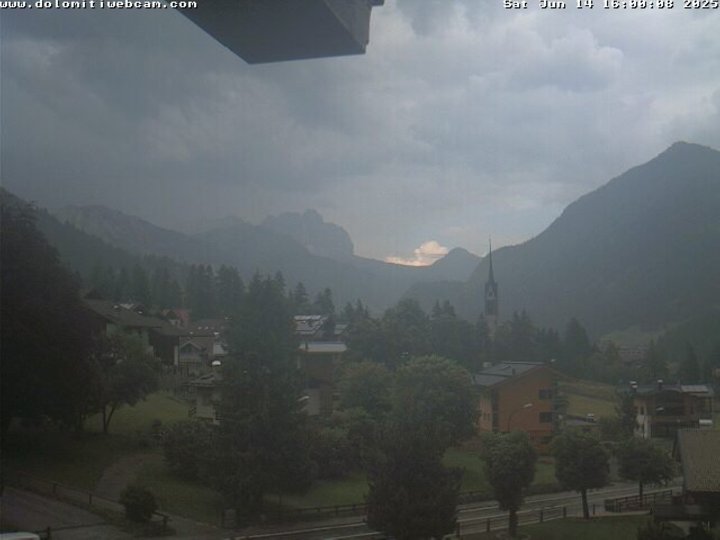 Webcam su Vigo di Fassa e il Sassolungo
