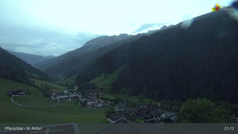 Webcam from St. Anton looking into the Pflersch Valley