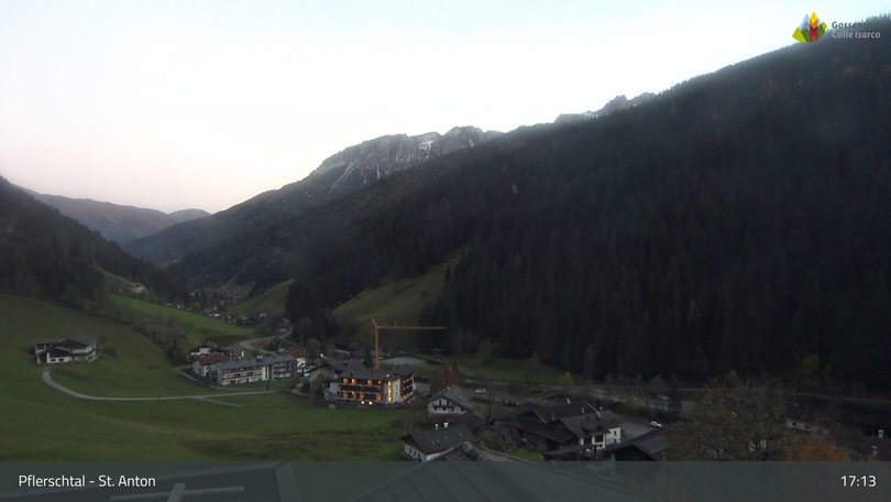Webcam from St. Anton looking into the Pflersch Valley