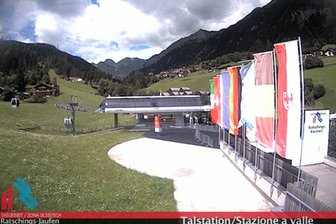 Webcam from the Racines-Giovo valley station