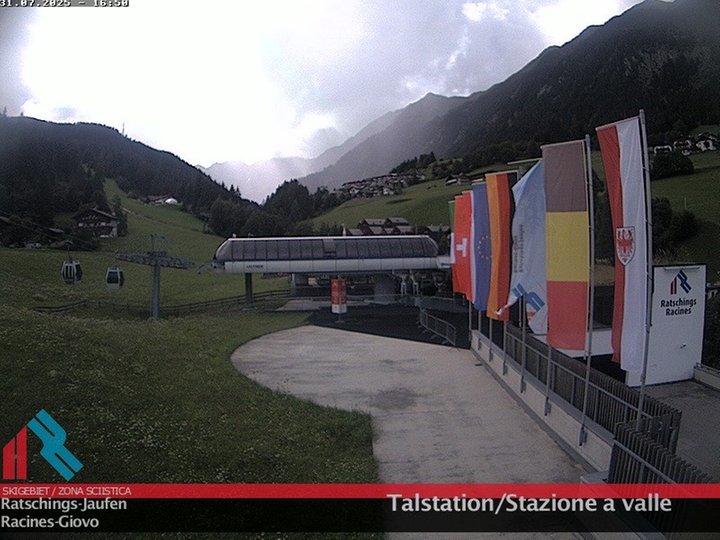 Webcam dalla stazione a valle Racines-Giovo