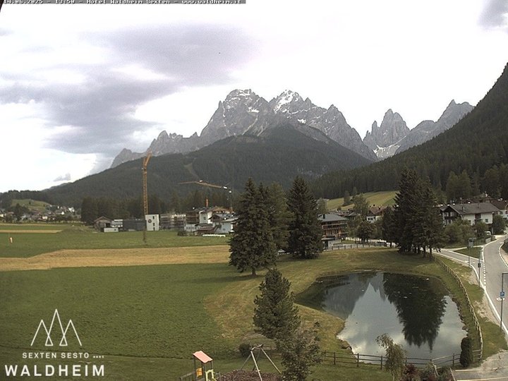 Webcam verso Punta dei Tre Scarpieri e le Dolomiti di Sesto
