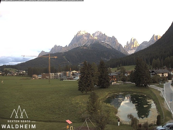 Webcam in Richtung Dreischusterspitze und Sextener Dolomiten