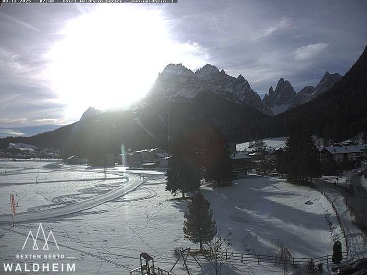 Webcam in Richtung Dreischusterspitze und Sextener Dolomiten