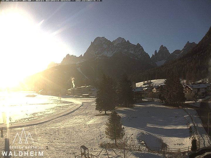 Webcam in Richtung Dreischusterspitze und Sextener Dolomiten