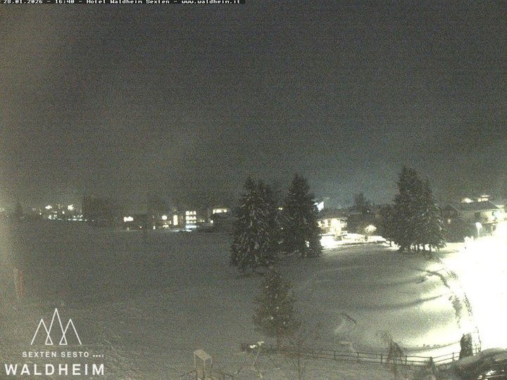 Webcam verso Punta dei Tre Scarpieri e le Dolomiti di Sesto