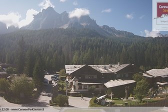 Webcam auf die Sextner Sonnenuhr