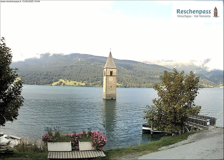 Webcam auf den Kirchturm im Reschensee