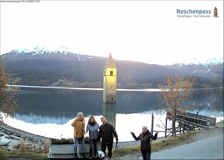 Webcam on the steeple of Lake Reschen